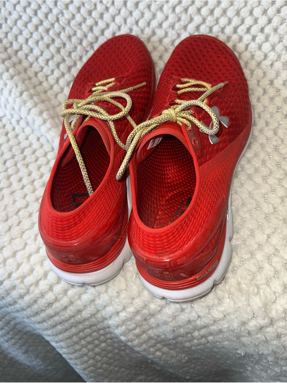 Under Armour Men's Red White Mesh Lace Up Low Top Athletic Sneakers Rubber Sole
